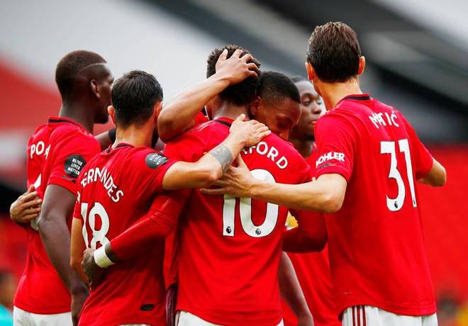 曼联精彩逆转晋级，欧冠征程再添精彩篇章(曼联欧冠出线形势)